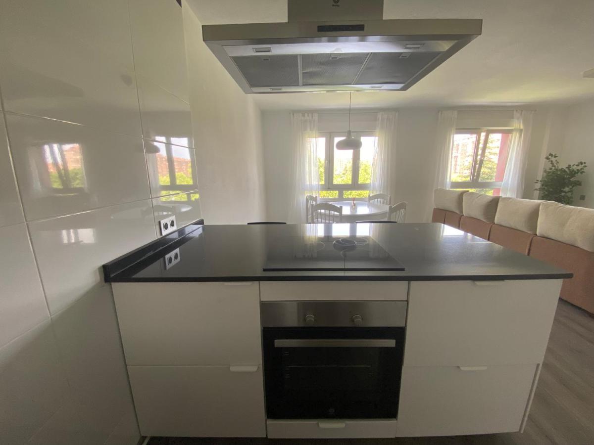173A Amplio Apartamento Moderno Gijon Bagian luar foto