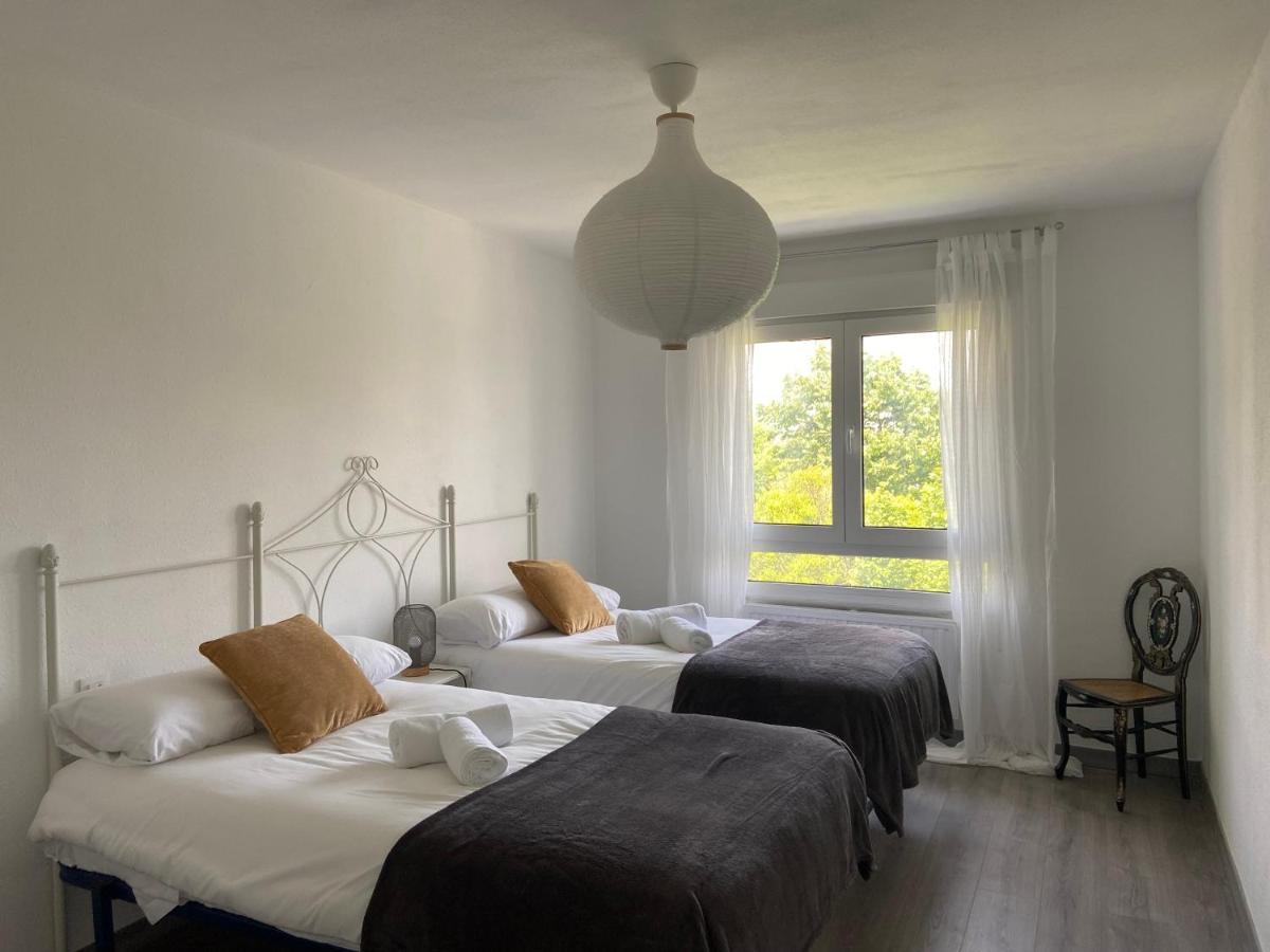 173A Amplio Apartamento Moderno Gijon Bagian luar foto